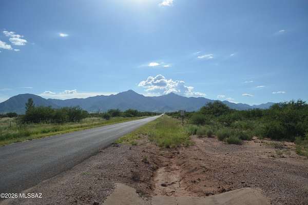 7 Acres of Residential Land for Sale in Hereford, Arizona