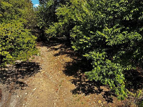 5.48 Acres of Residential Land for Sale in Prairie Grove, Arkansas
