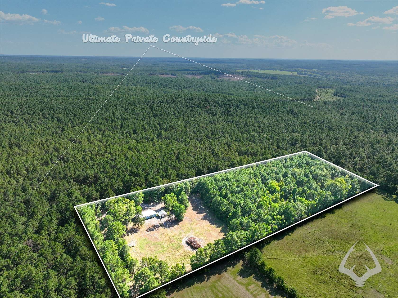 7.67 Acres of Land with Home for Sale in Colmesneil, Texas