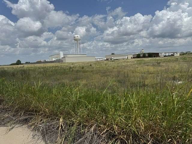 2.69 Acres of Mixed-Use Land for Sale in Farmersville, Texas