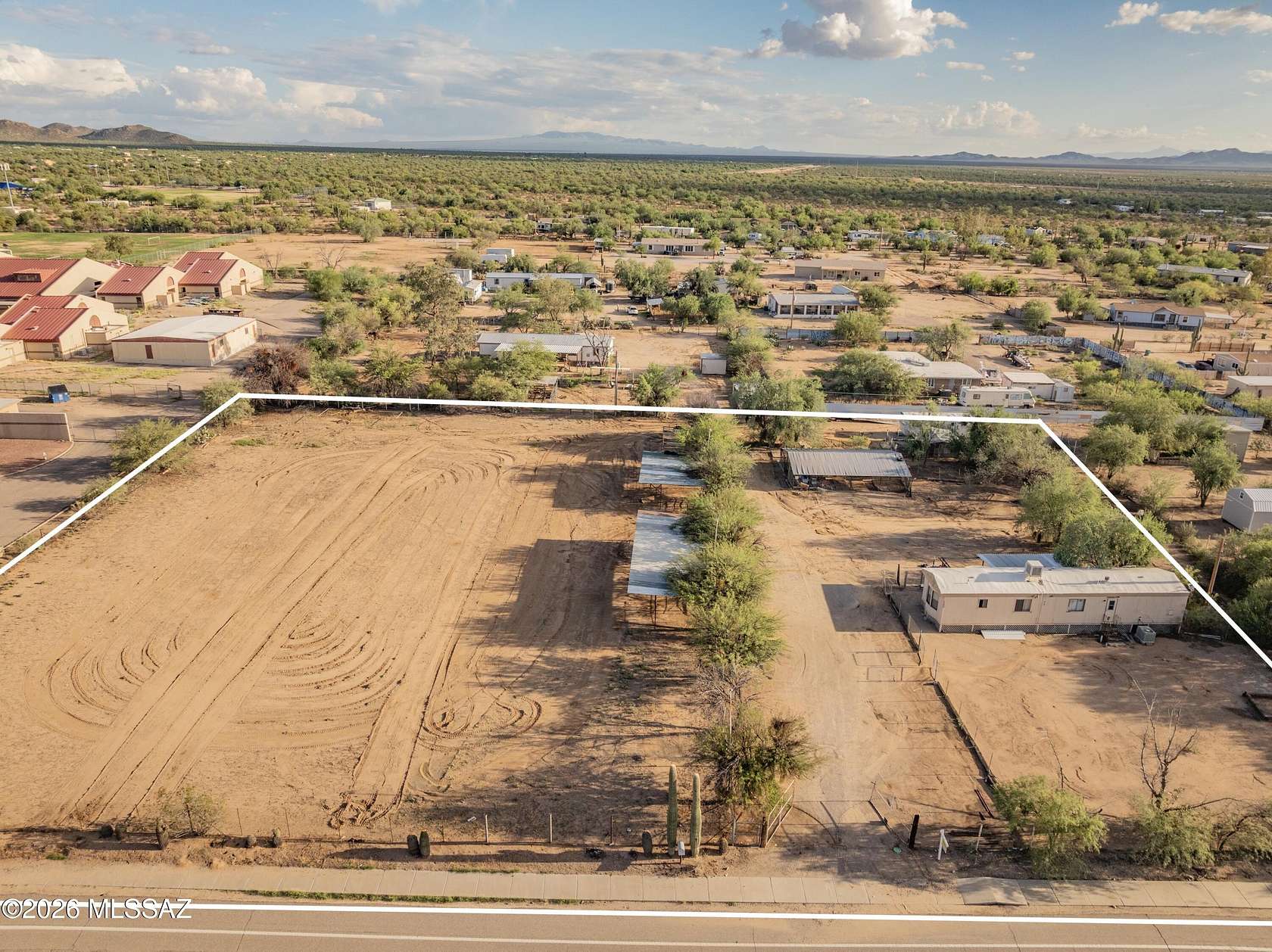 2 Acres of Improved Mixed-Use Land for Sale in Tucson, Arizona