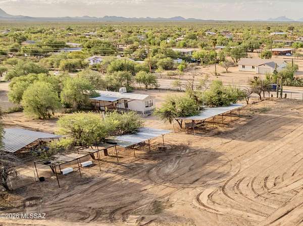 2 Acres of Improved Mixed-Use Land for Sale in Tucson, Arizona