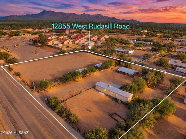 2 Acres of Improved Mixed-Use Land for Sale in Tucson, Arizona