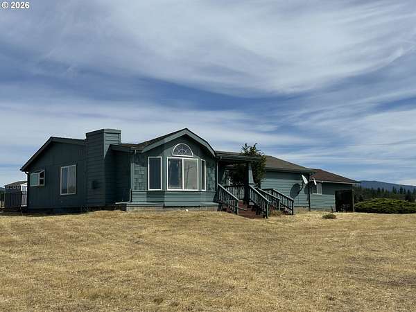 5 Acres of Land with Home for Sale in Goldendale, Washington