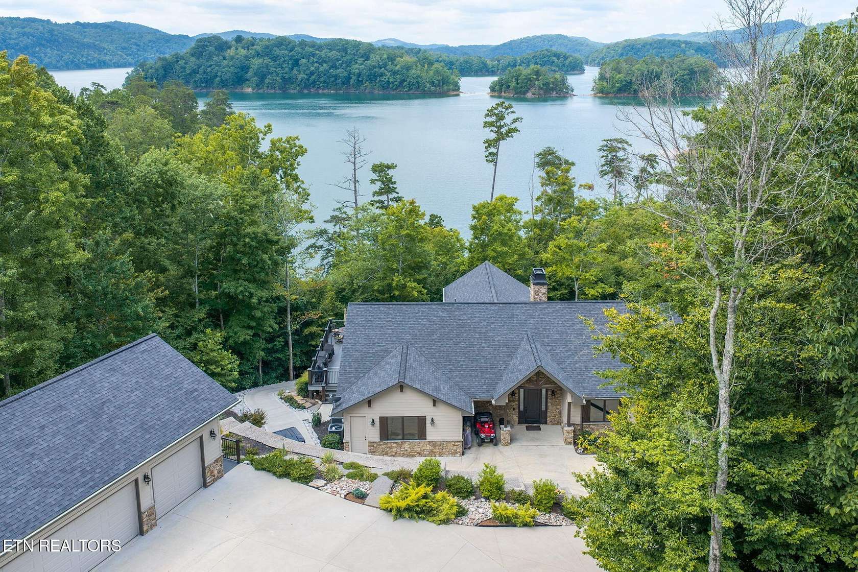 1.55 Acres of Land with Home for Sale in Sharps Chapel, Tennessee