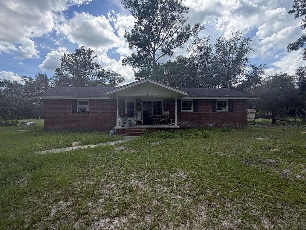 3.17 Acres of Land with Home for Sale in Valdosta, Georgia
