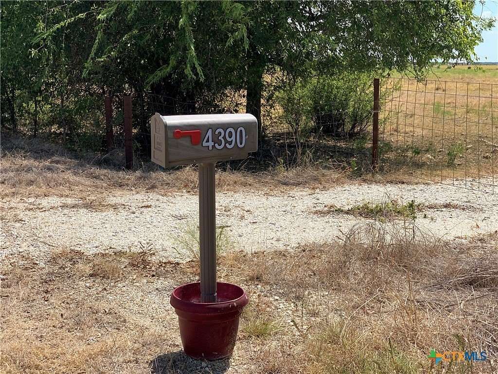 16 Acres of Agricultural Land for Sale in Gatesville, Texas