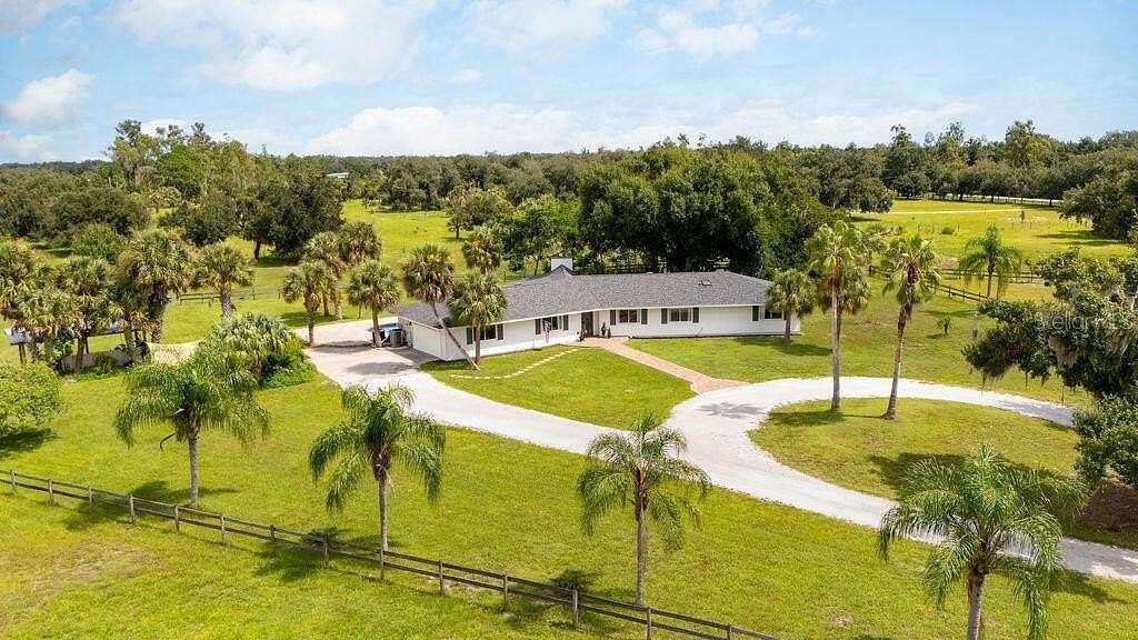 7 Acres of Land with Home for Sale in Sarasota, Florida