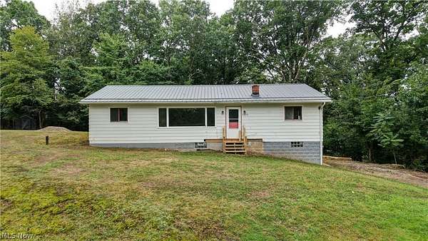1.54 Acres of Land with Home for Auction in New Philadelphia, Ohio