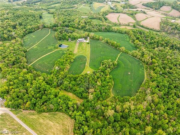 20 Acres of Land for Auction in Fresno, Ohio