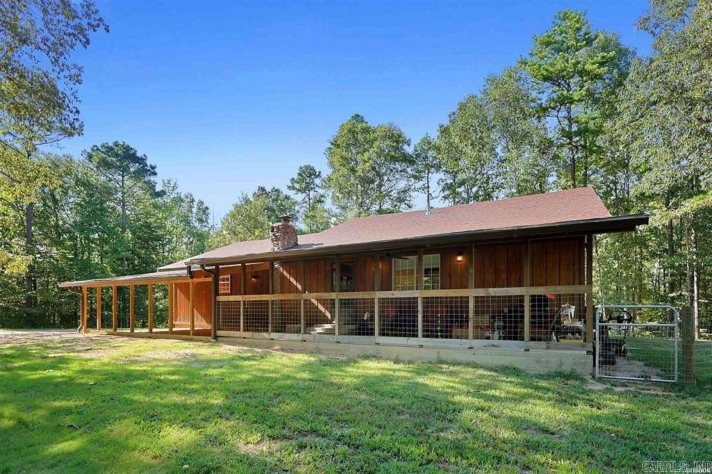 6 Acres of Land with Home for Sale in Bonnerdale, Arkansas