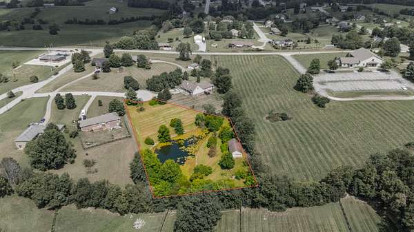 1.65 Acres of Residential Land for Sale in Richmond, Kentucky