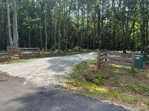 8 Acres of Residential Land for Sale in Nicholson, Georgia