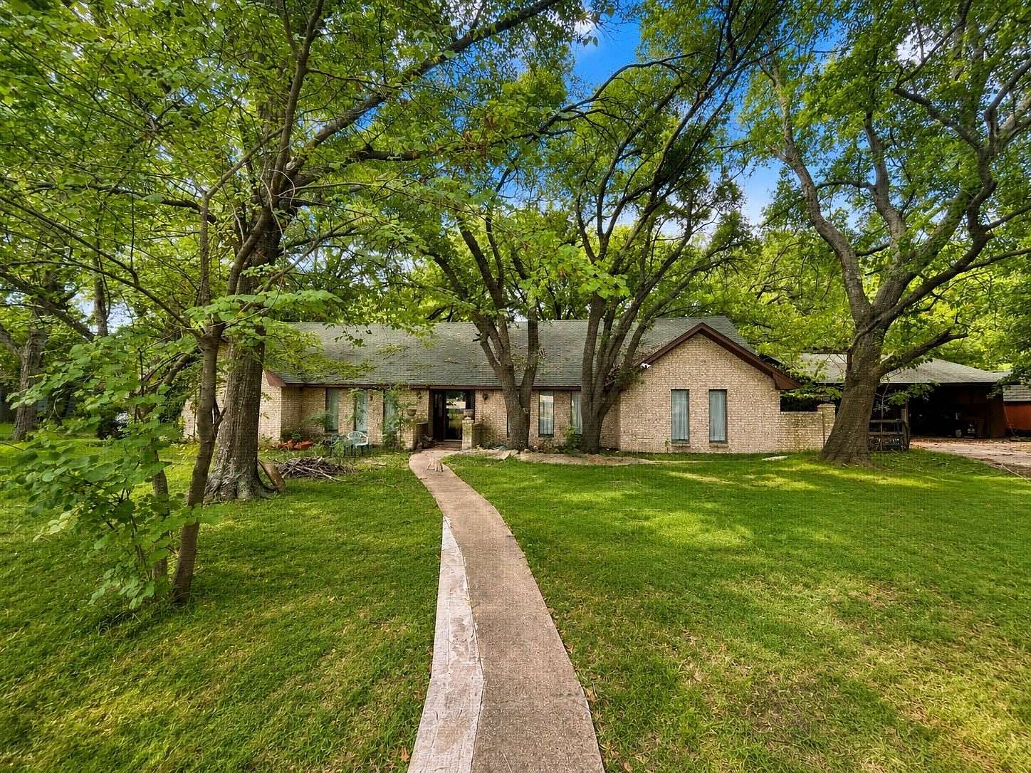 2 Acres of Land with Home for Sale in Angus, Texas
