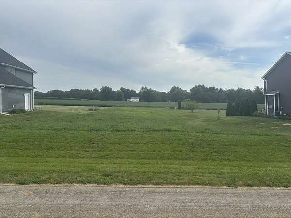 0.44 Acres of Residential Land for Sale in Le Roy, Illinois