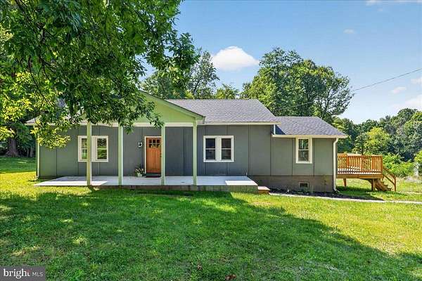 2.5 Acres of Land with Home for Sale in Bluemont, Virginia