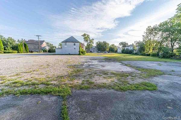 0.35 Acres of Commercial Land for Sale in Maybrook, New York