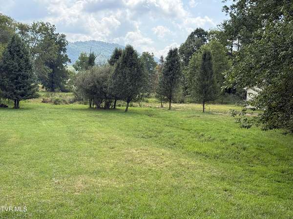 0.99 Acres of Residential Land for Sale in Mountain City, Tennessee