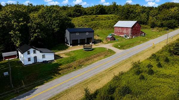 8.54 Acres of Land with Home for Sale in Loudonville, Ohio