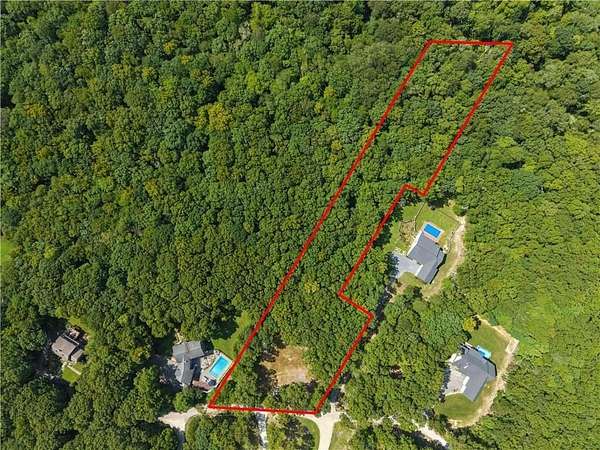2 Acres of Residential Land for Sale in Little Compton, Rhode Island