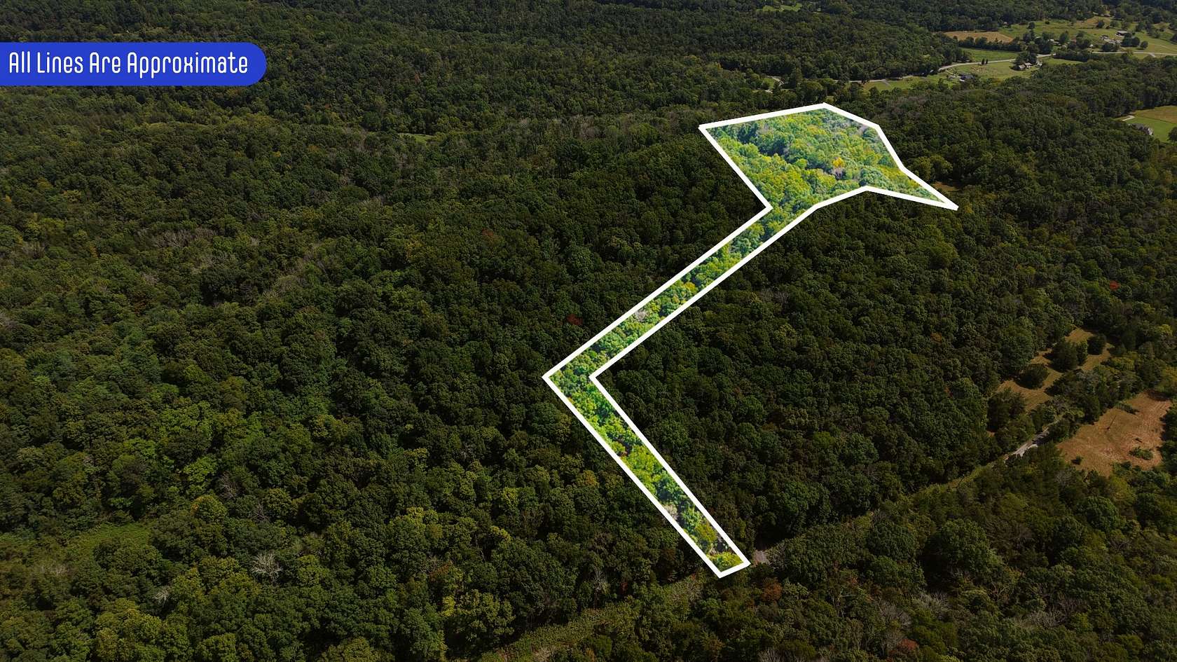 8.85 Acres of Residential Land for Sale in Bethpage, Tennessee