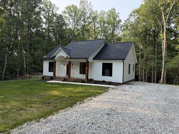 3.2 Acres of Land with Home for Lease in Heathsville, Virginia