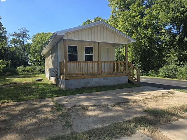 0.74 Acres of Land with Home for Sale in Waverly, Tennessee
