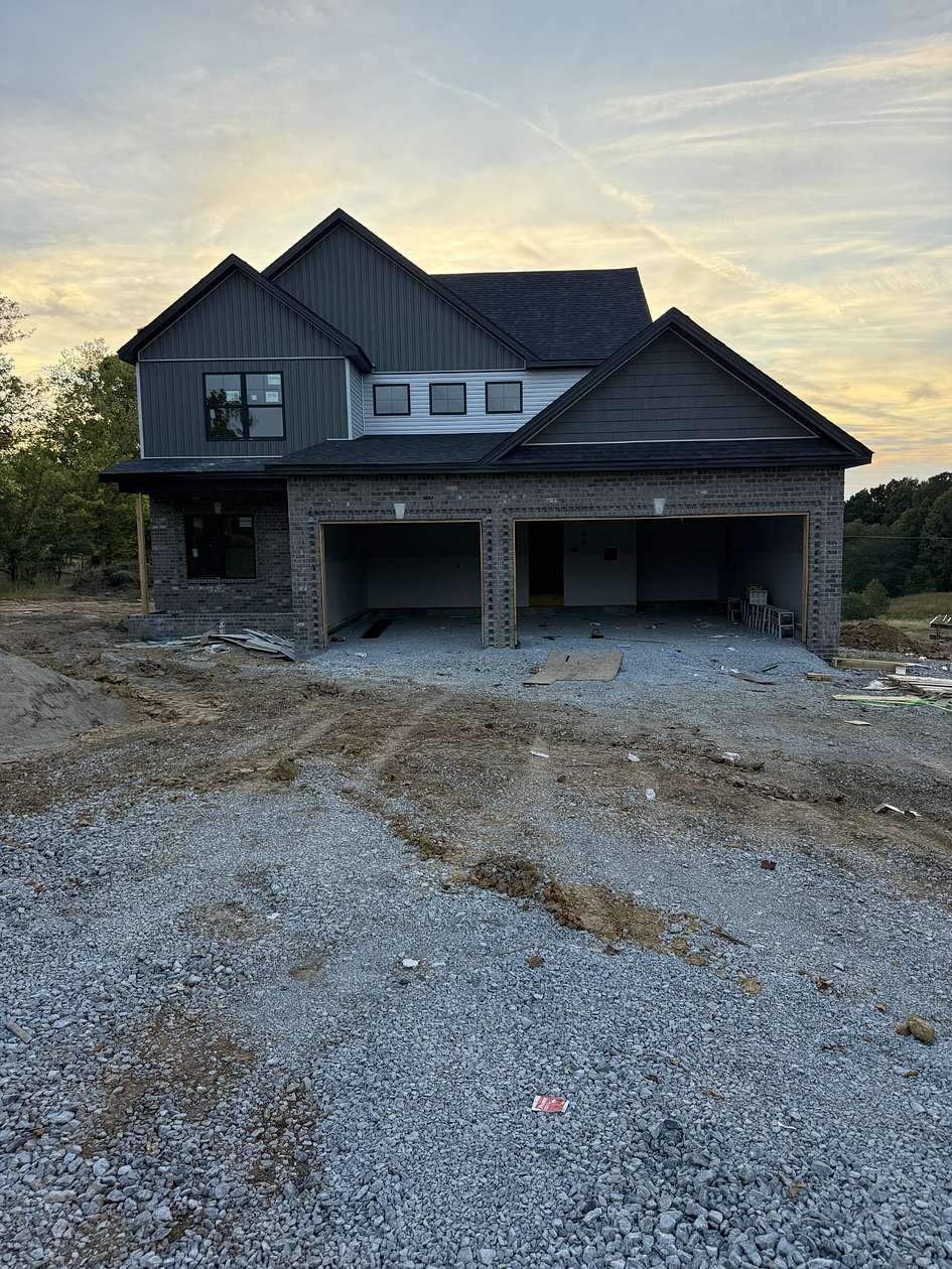 1.8 Acres of Land with Home for Sale in Clarksville, Tennessee