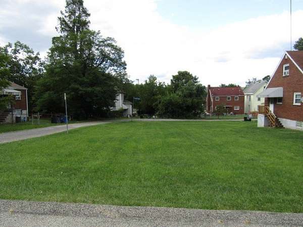 0.12 Acres of Residential Land for Sale in Pittsburgh, Pennsylvania