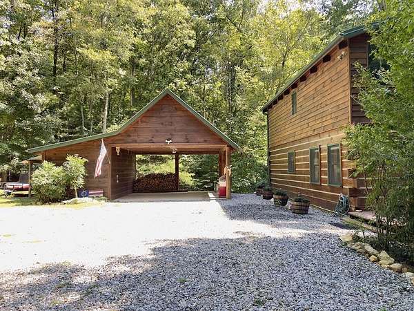 10.3 Acres of Land with Home for Lease in Blue Ridge, Georgia