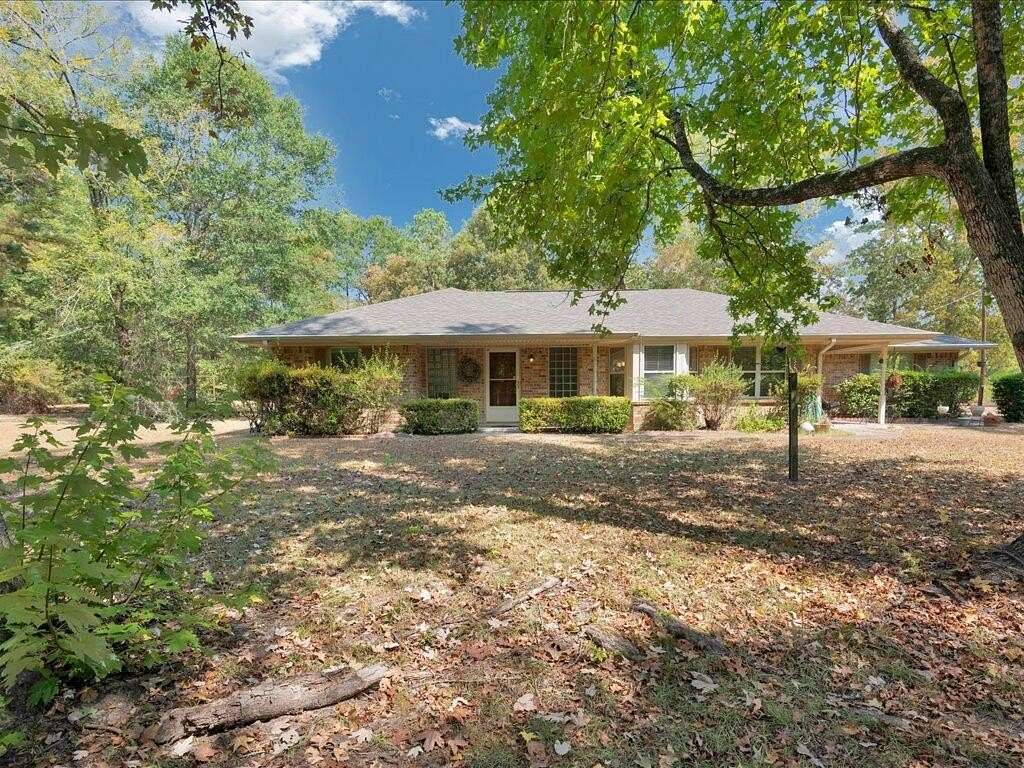 3.2 Acres of Land with Home for Sale in Lufkin, Texas