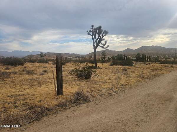 5.13 Acres of Land for Sale in Lancaster, California