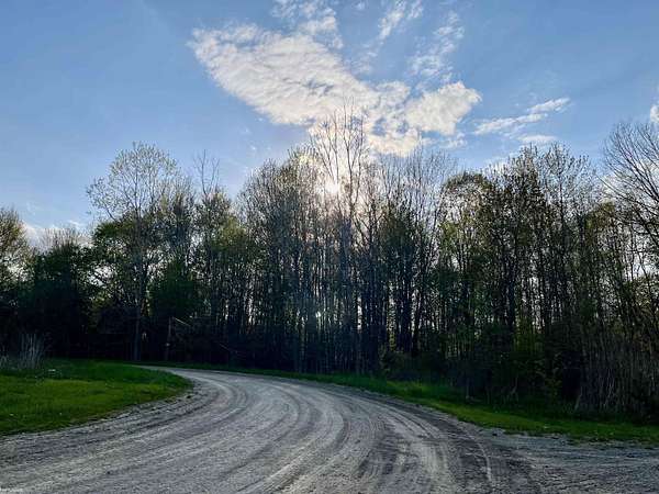 4 Acres of Residential Land for Sale in Allenton, Michigan