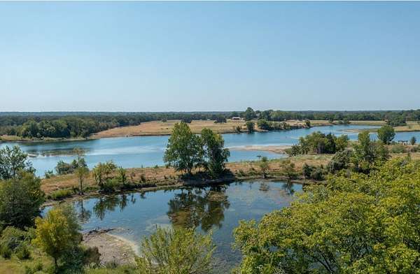 143 Acres of Recreational & Residential Land for Sale in Terrell, Texas
