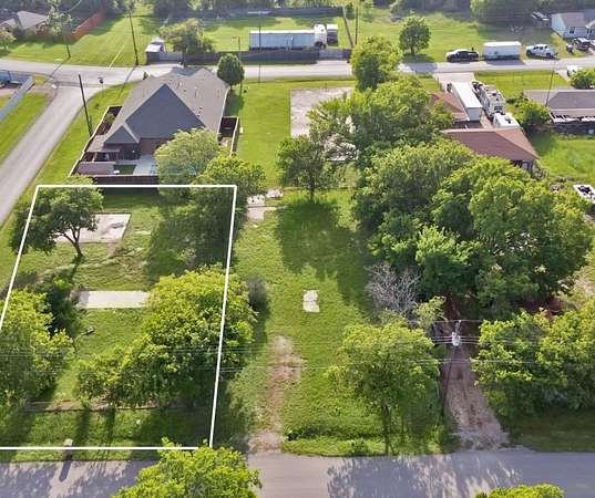 0.2 Acres of Mixed-Use Land for Sale in Red Oak, Texas