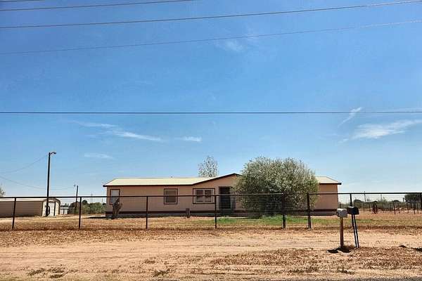 3.67 Acres of Land with Home for Sale in Gardendale, Texas