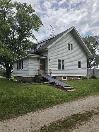 2.56 Acres of Improved Residential Land for Sale in Rockwell City, Iowa