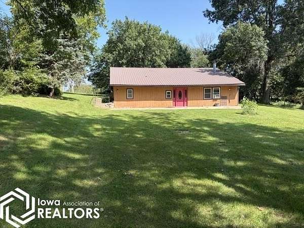 74 Acres of Land with Home for Sale in Farmington, Iowa