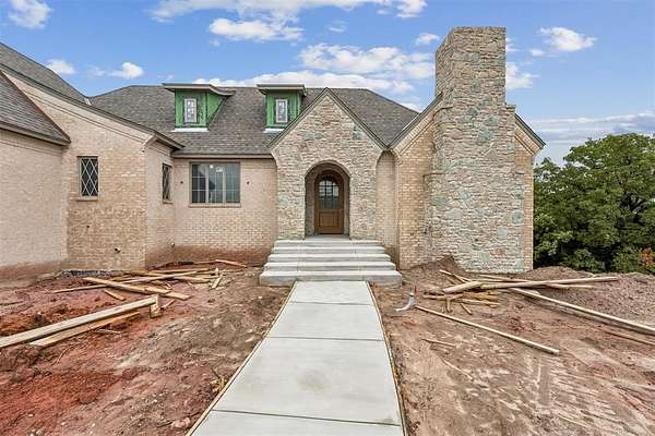 2 Acres of Land with Home for Sale in Arcadia, Oklahoma