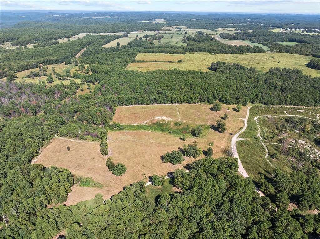 40 Acres of Land for Sale in Yellville, Arkansas