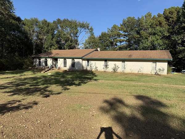 2.26 Acres of Land with Home for Sale in Jasper, Texas