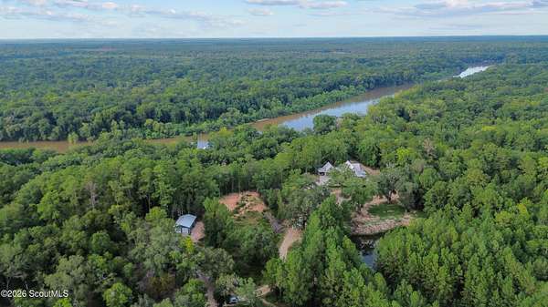 1.14 Acres of Residential Land for Sale in Jesup, Georgia