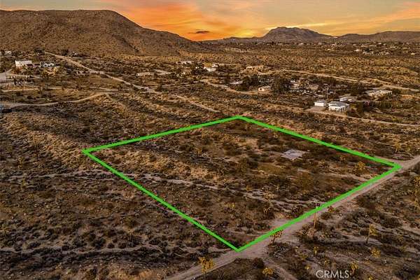 2.5 Acres of Residential Land for Sale in Yucca Valley, California