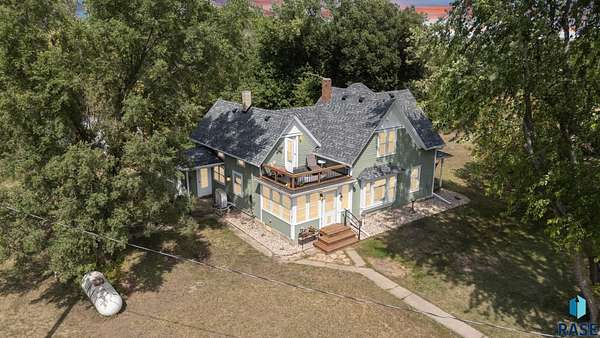 6.59 Acres of Land with Home for Sale in Sioux Falls, South Dakota