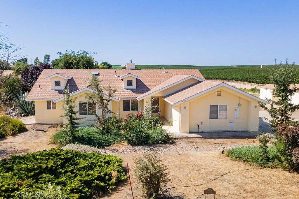 2.5 Acres of Land with Home for Sale in Paso Robles, California