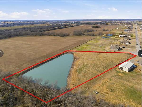 2.56 Acres of Residential Land for Sale in Caddo Mills, Texas