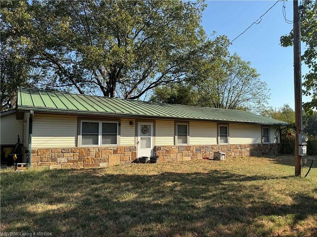 10 Acres of Land with Home for Sale in Poteau, Oklahoma