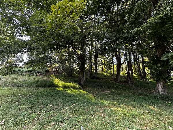 0.75 Acres of Residential Land for Sale in Scottsville, Kentucky