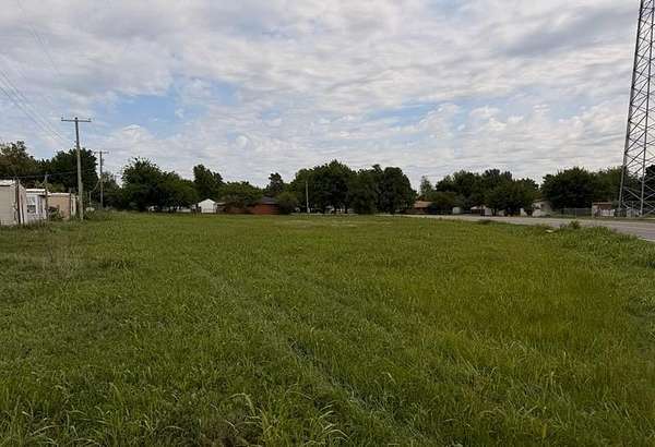 1 Acre of Mixed-Use Land for Sale in Tuttle, Oklahoma