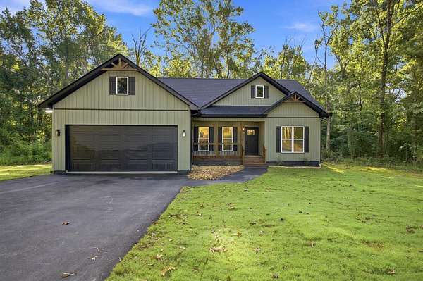 2.2 Acres of Land with Home for Sale in Rossville, Georgia